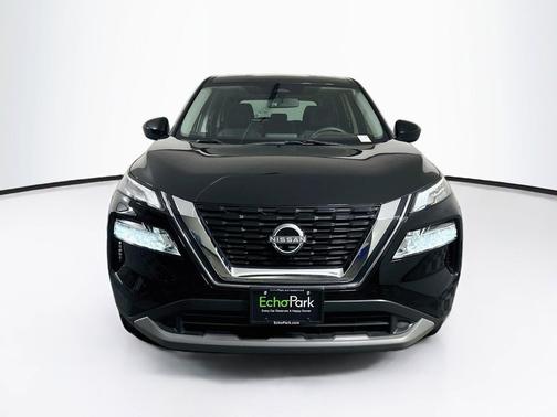 Super Black 2023 Nissan Rogue SV