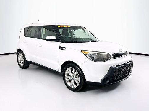 Clear White 2015 Kia Soul +