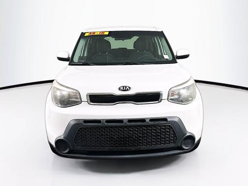 Clear White 2015 Kia Soul +