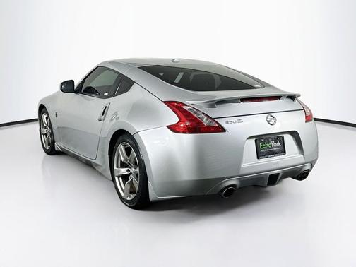 Brilliant Silver Metallic 2009 Nissan 370Z Touring