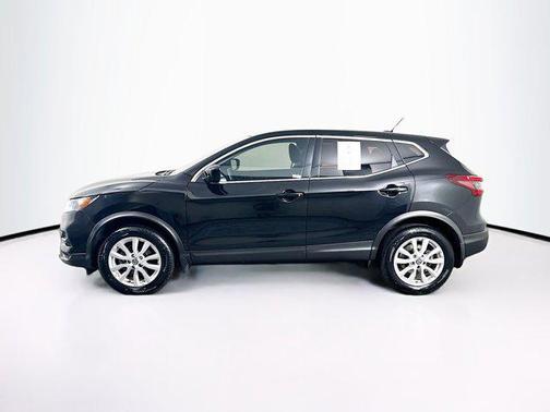 2022 Nissan Rogue Sport S