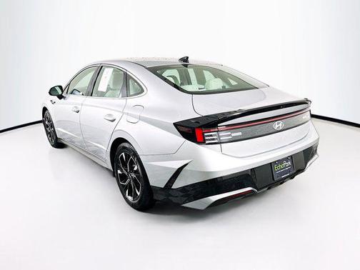 Aero Silver 2025 Hyundai SONATA SEL