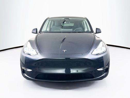 2024 Tesla Model Y Long Range Dual Motor All-Wheel Drive