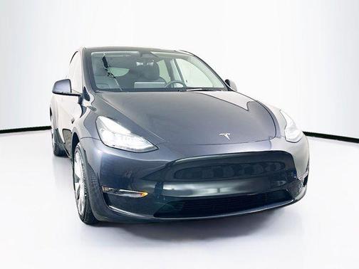 2024 Tesla Model Y Long Range Dual Motor All-Wheel Drive