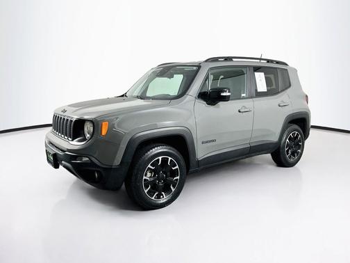 Sting-Gray Clearcoat 2023 Jeep Renegade Upland