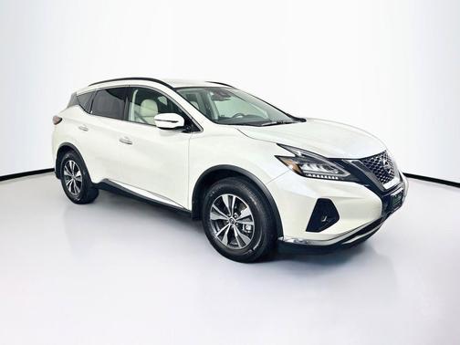 Pearl White Tricoat 2024 Nissan Murano SV