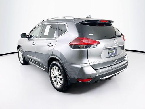 Gun Metallic 2020 Nissan Rogue SV