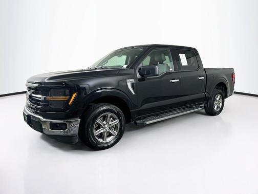 Agate Black Metallic 2025 Ford F-150 XLT
