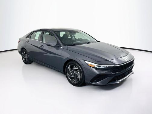 Ecotronic Gray 2025 Hyundai ELANTRA SEL