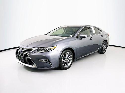 2016 Lexus ES 300h Base