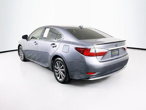 2016 Lexus ES 300h Base