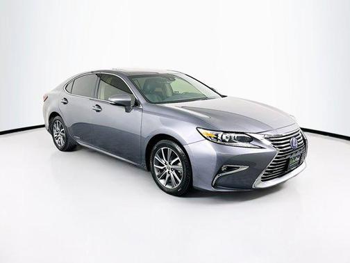 2016 Lexus ES 300h Base