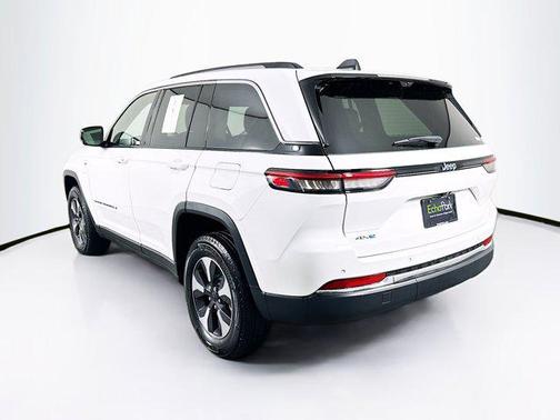 Bright White Clearcoat 2022 Jeep Grand Cherokee 4xe Base