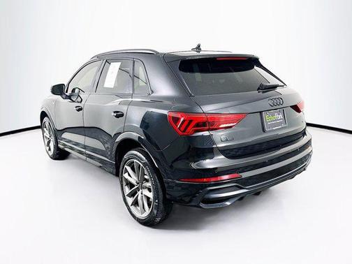 2022 Audi Q3 45 S line Premium Plus