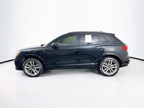 2022 Audi Q3 45 S line Premium Plus