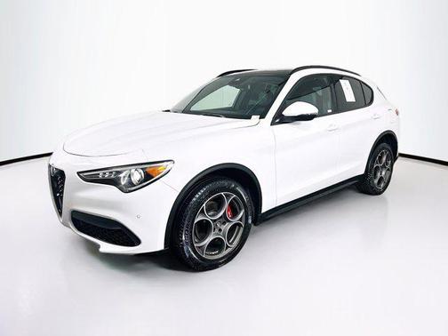 2022 Alfa Romeo Stelvio Sprint