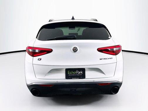 2022 Alfa Romeo Stelvio Sprint