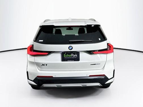 Alpine White 2025 BMW X1 xDrive28i