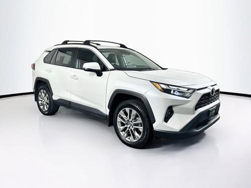 Wind Chill Pearl 2023 Toyota RAV4 XLE Premium