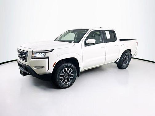 2024 Nissan Frontier SL