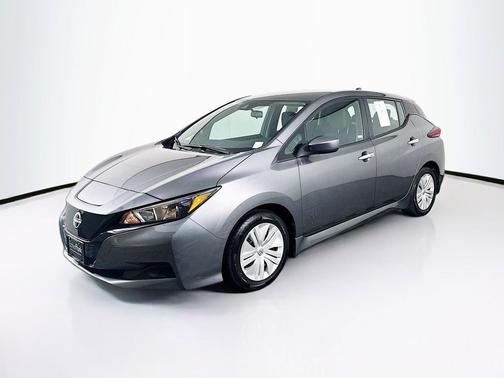 Gun Metallic 2024 Nissan Leaf S