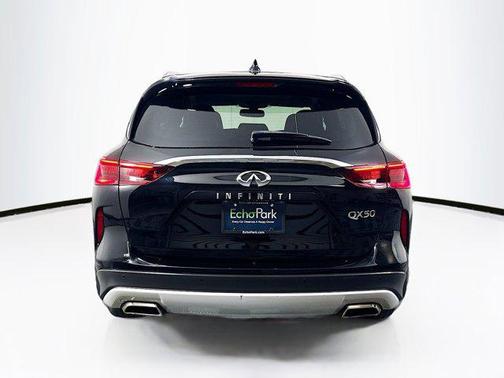 2022 INFINITI QX50 LUXE