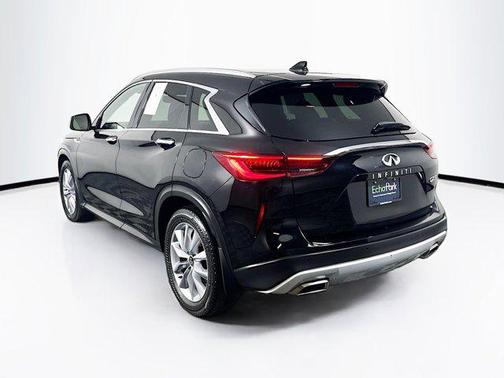 2022 INFINITI QX50 LUXE