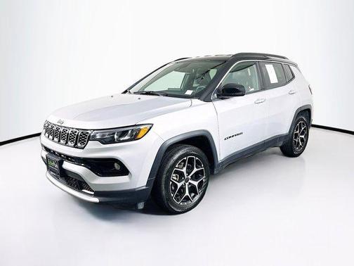 Silver Zynith Metallic Clearcoat 2025 Jeep Compass Limited