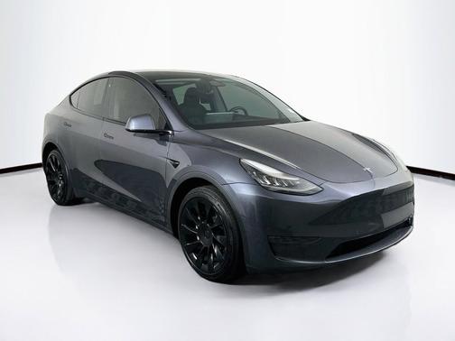 Midnight Silver Metallic 2021 Tesla Model Y Long Range