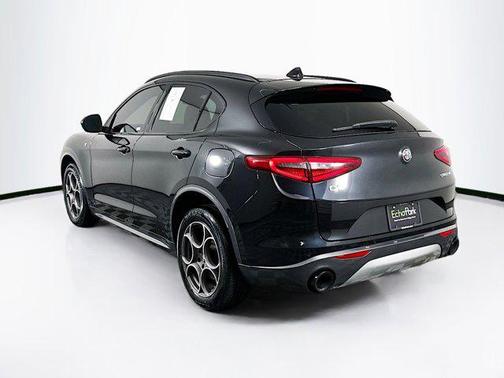 2022 Alfa Romeo Stelvio Ti