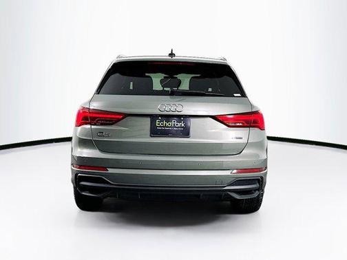 2023 Audi Q3 S line Premium