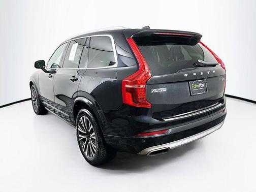 2021 Volvo XC90 T5 Momentum