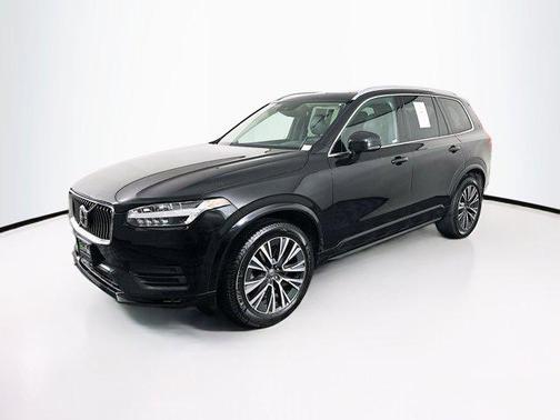 2021 Volvo XC90 T5 Momentum