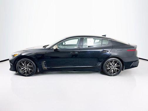 Aurora Black 2022 Kia Stinger GT-Line