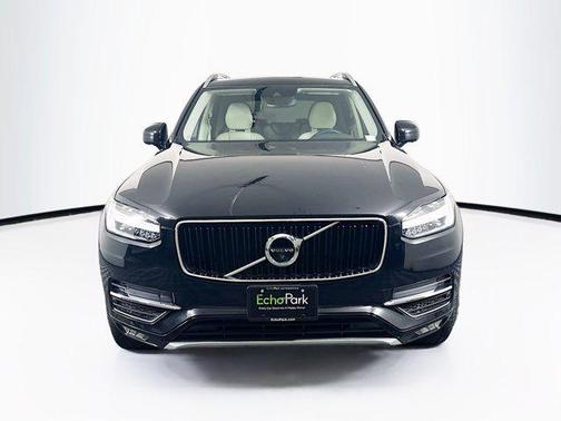 2018 Volvo XC90 T6 Momentum