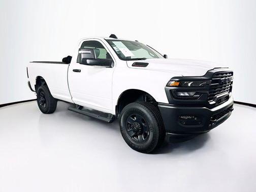 2025 RAM 2500 Tradesman Regular Cab 4x4 8' Box