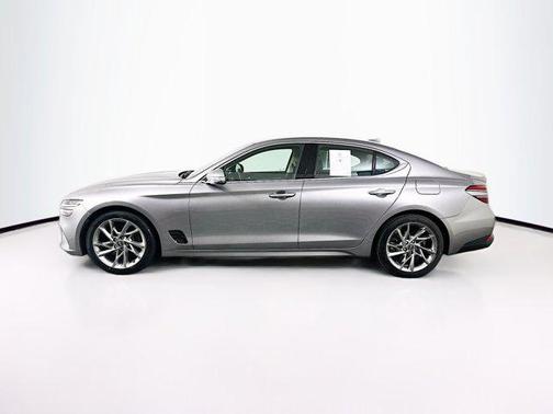 2022 Genesis G70 2.0T
