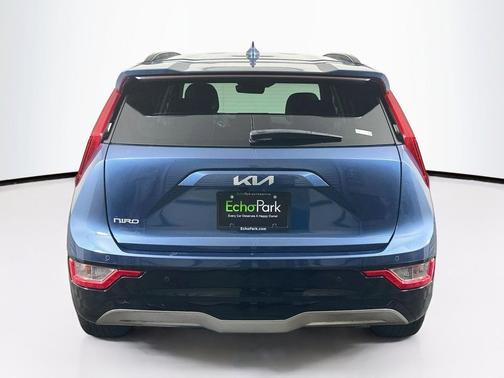Mineral Blue 2023 Kia Niro EV Wind