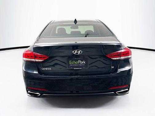 2015 Hyundai Genesis 3.8
