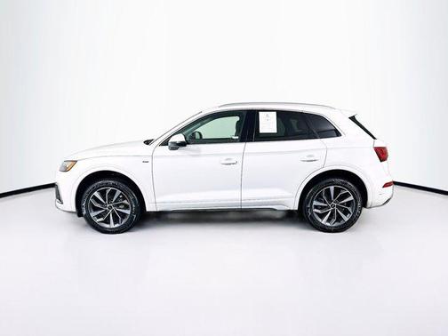 2024 Audi Q5 45 S line Premium Plus