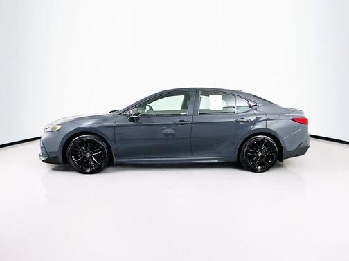 Underground 2026 Toyota Camry SE