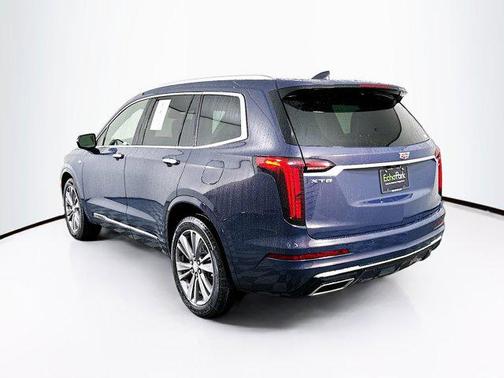2025 Cadillac XT6 Premium Luxury FWD