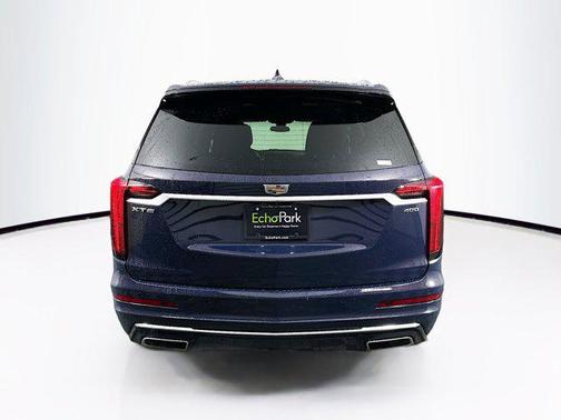 2025 Cadillac XT6 Premium Luxury FWD