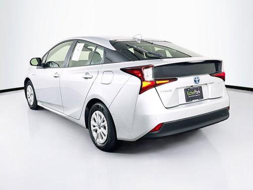 2022 Toyota Prius LE