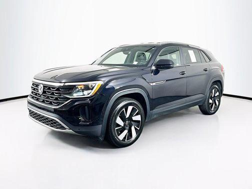 Deep Black Pearl 2025 Volkswagen Atlas Cross Sport 2.0T SE w/Technology