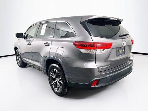 2018 Toyota Highlander LE I4