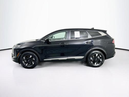 Ebony Black 2026 Kia Sportage LX