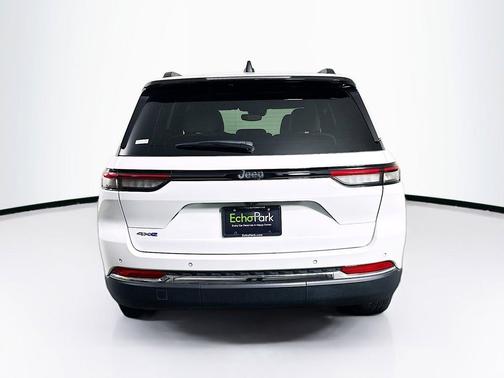 Bright White Clearcoat 2022 Jeep Grand Cherokee 4xe Base