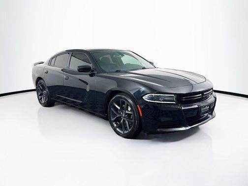 Pitch Black Clearcoat 2020 Dodge Charger SXT