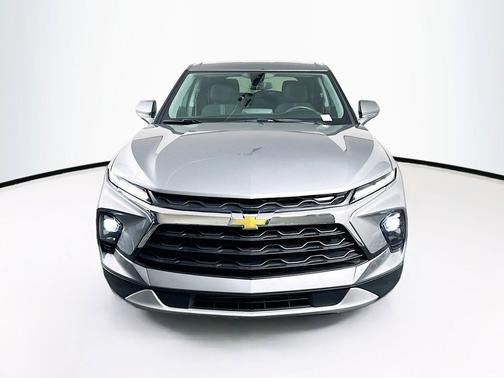 Sterling Gray Metallic 2025 Chevrolet Blazer 2LT